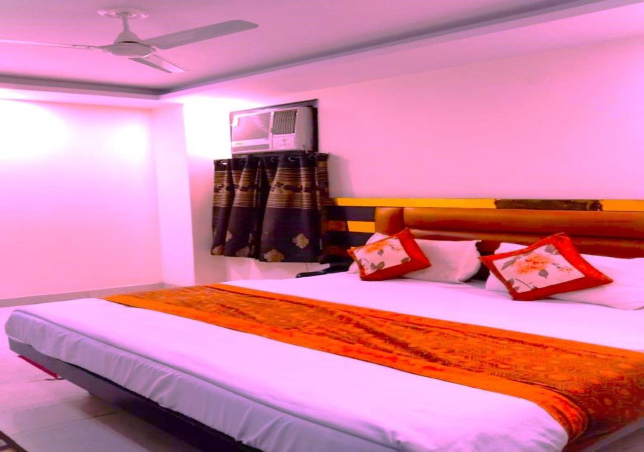 Hotel I Stay & Revels Near New Delhi Railway Station- By Ap Singh Hotels Exterior photo