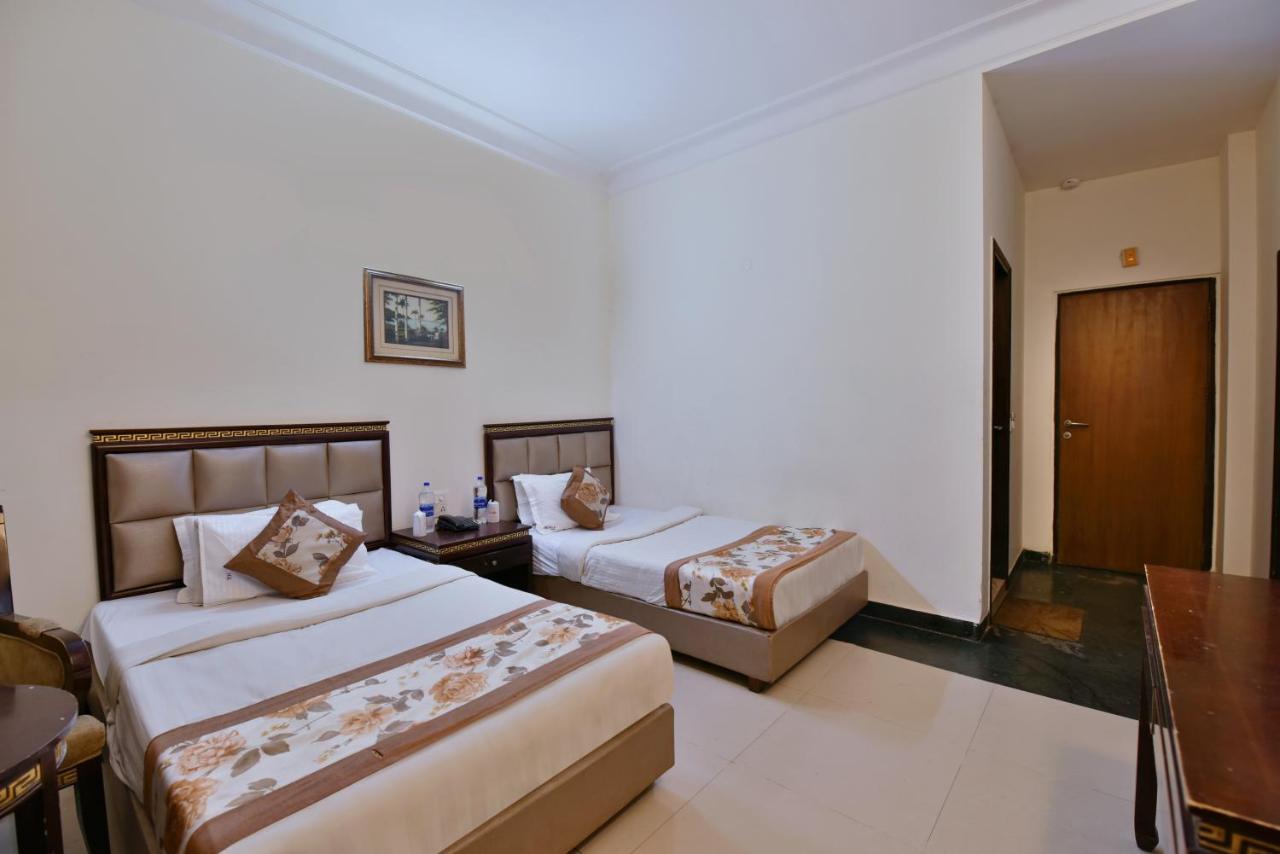 Hotel I Stay & Revels Near New Delhi Railway Station- By Ap Singh Hotels Exterior photo