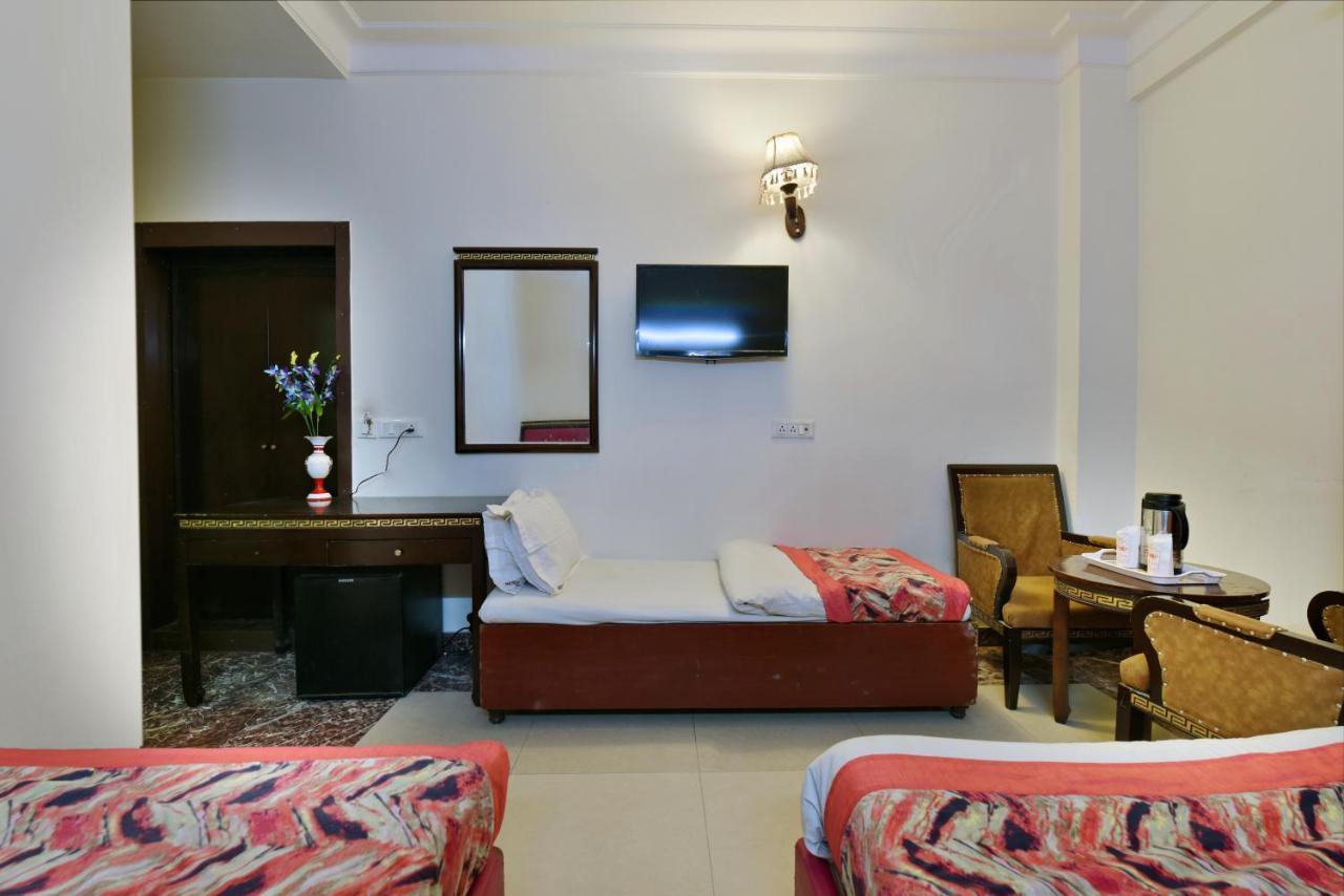 Hotel I Stay & Revels Near New Delhi Railway Station- By Ap Singh Hotels Exterior photo
